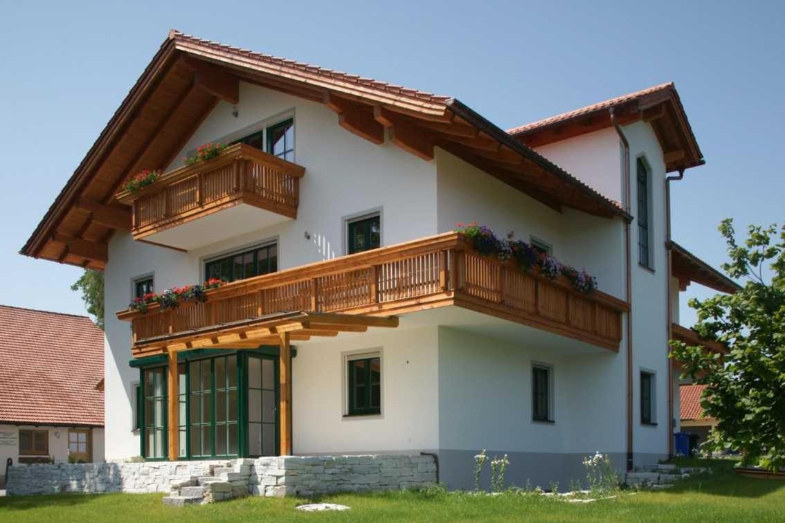 Ferienwohnungen Auf Dem Paulbauernhof Triebenbach Exterior foto